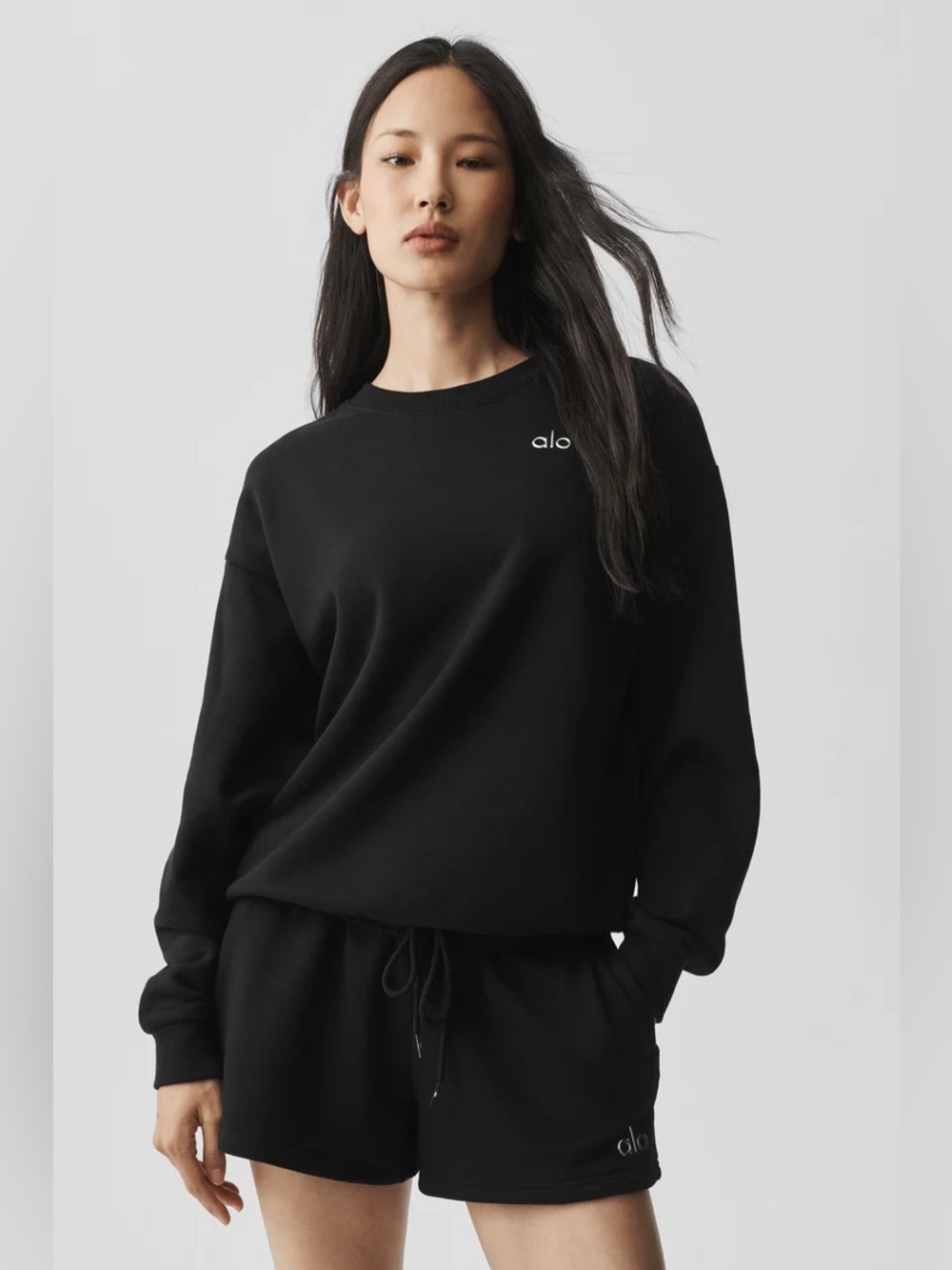 Alo Yoga Accolade Crew Neck Pullover Black